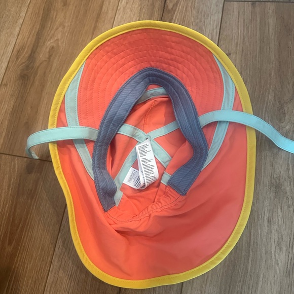 Patagonia Coral and Yellow Sun Hat New w/Tags - Picture 3 of 4